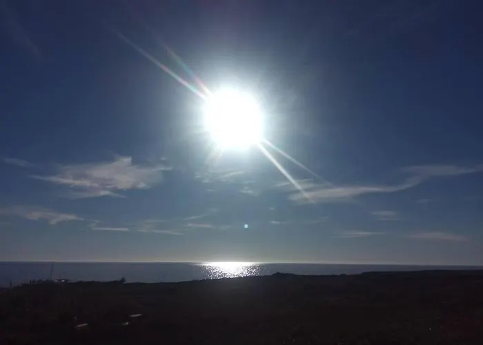 Apartman - Coastal Comfort With Outdoor Lounge - Wifi *