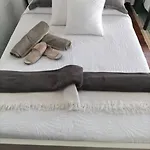 - Coastal Comfort With Outdoor Lounge - Wifi Apartamento